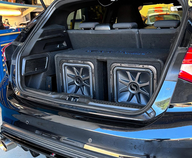 DIY Subwoofer Enclosure Building vs Pre-Fabricated Enclosures 