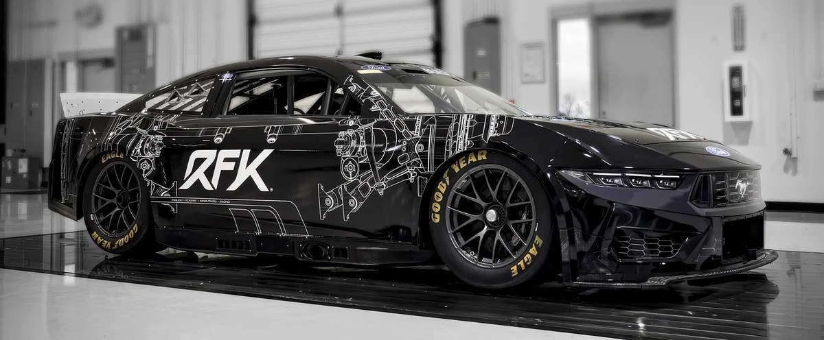 RFK_Racing_Car_03_Dynamat_Wide_copy